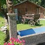 Alpenparadies Komfort 펜션 *